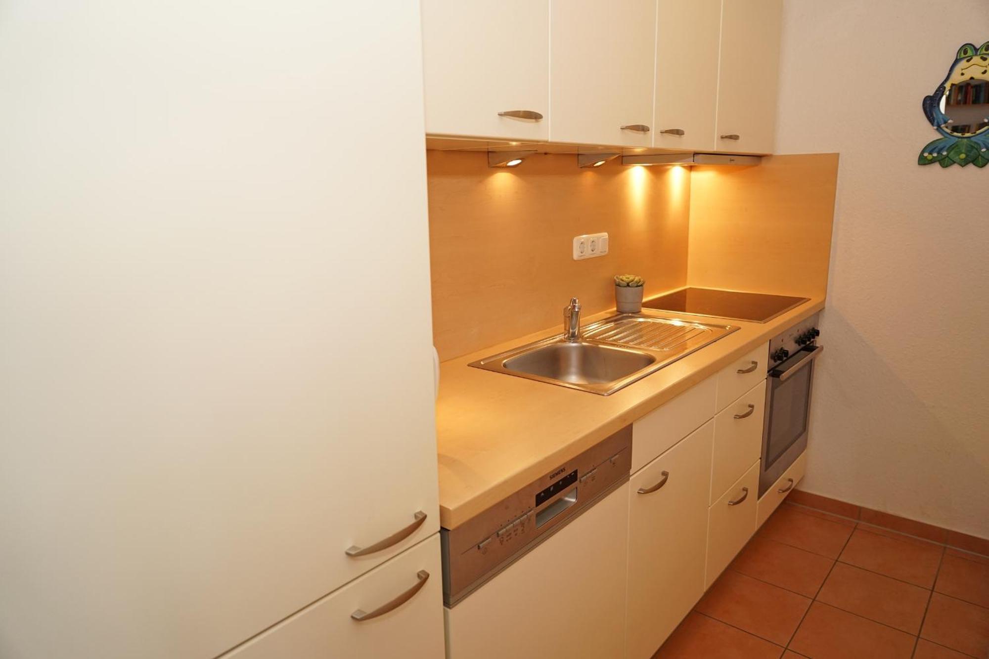 Ferienwohnung Zur Hafenseite _ 200 ดัมพ์ ภายนอก รูปภาพ